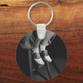 Sattelschuhe, 1934 schlüsselanhänger (Vorderseite)