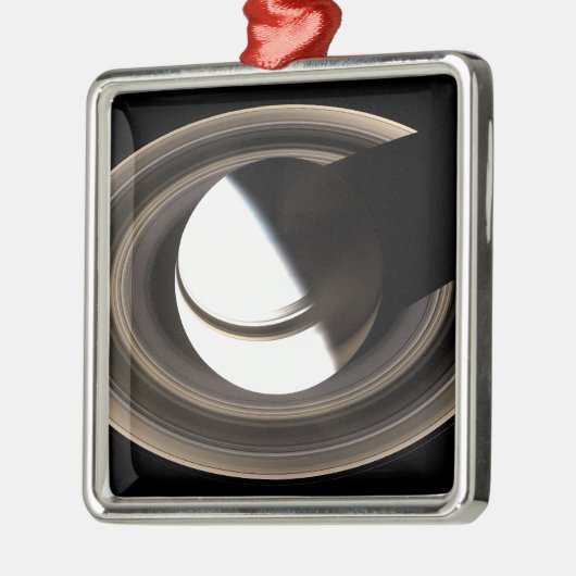 Saturn 2 ornament aus metall (Links)