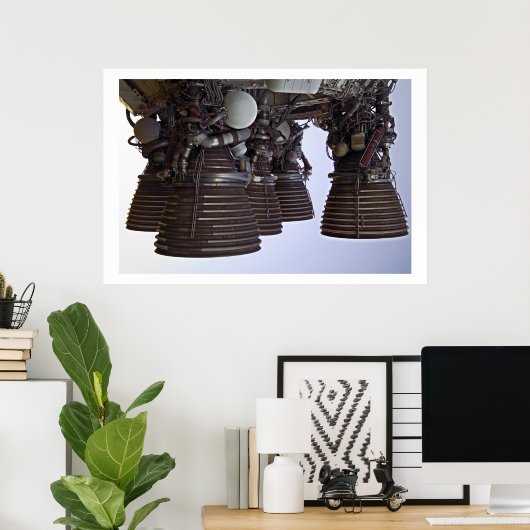 Saturn 5 Motor Poster (Heimbüro)