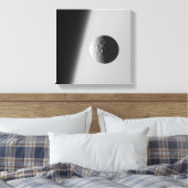 Saturn Mimas Leinwanddruck (Insitu (Schlafzimmer))