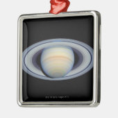 Saturn mit Ringen an Weitwinkel zur Erde Silbernes Ornament (Links)