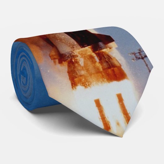 Saturn V startet die Skylab-Raumstation Krawatte (Gerollt)