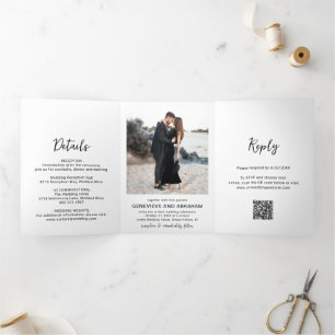 Saubere Schwarz-Weiß-Foto-QR-Code-Moderne-Hochzeit Dreifach Gefaltete Einladung