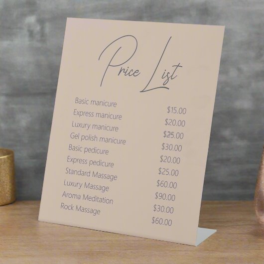 Sauberer neutraler Wellness-Center für die Preisli Sockelschild