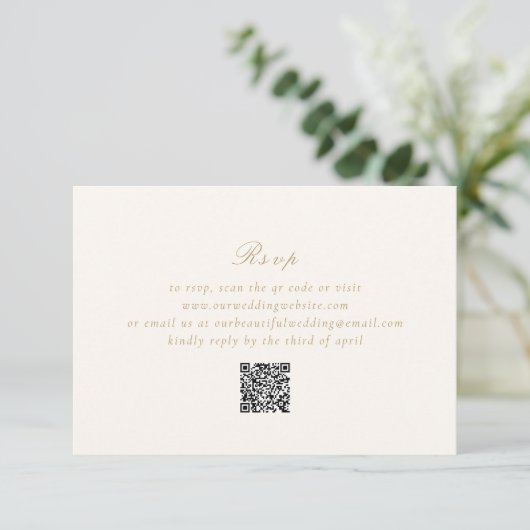 Sauberes Elfenbein und Gold QR Code Elegante Hochz RSVP Karte (Stehend Vorderseite)