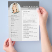 Sauberes Foto für moderne Grau- und Weißarbeit Flyer (Hand)