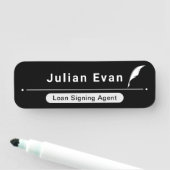 Sauberes Minimal Schwarz und Weiß Quill Icon Notar Namensschild (Beispiel)