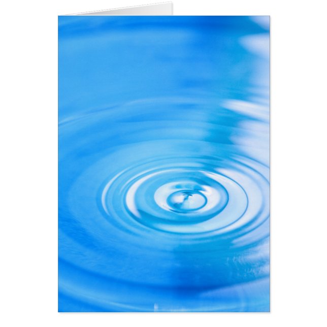 Säubern Sie Kräuselungen des blauen Wassers (Vorne)