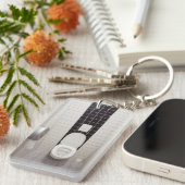 Säubern Sie mit Ziegeln gedecktes Badezimmer Schlüsselanhänger (Vorderseite rechts)