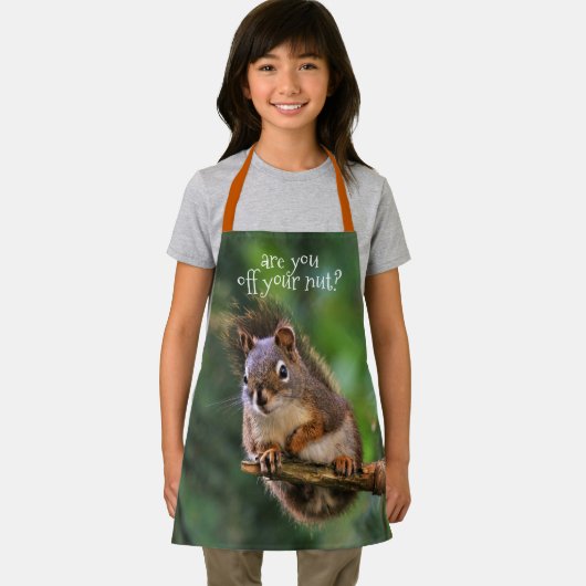 Saucy Red Eichhörnchen in der Tanne Schürze (Insitu)