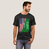 Saudi-Arabian Roots Halbamerikanische Flagge Saudi T-Shirt (Vorne ganz)