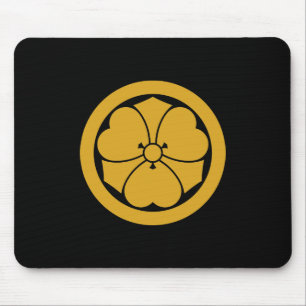 Sauerklee mit Schwertern im Kreis 1 Mousepad