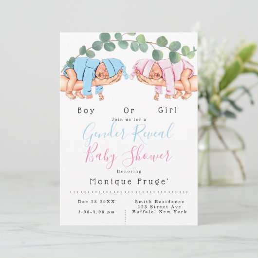 Säugling Girl Boy Mommy's Arm Gender Reveal Einlad Einladung (Stehend Vorderseite)