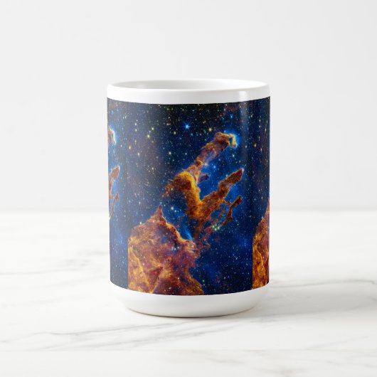 Säulen der Schöpfung - James Webb NIRCam Astronomi Kaffeetasse (Mittel)