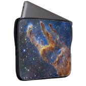 Säulen des Schöpfungsadlernebels Webb Teleskop Laptopschutzhülle (Vorne Rechts)