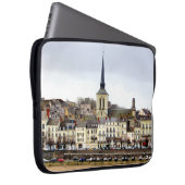 Saumur River Bank Scene Laptop Sleeve (Vorne Rechts)