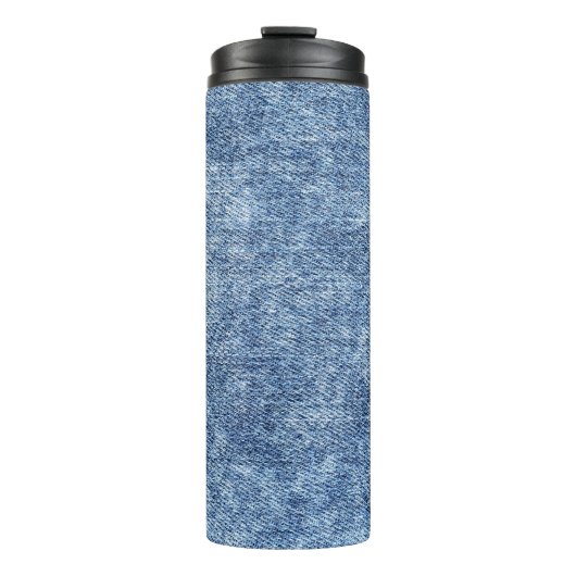 Säure waschen blaue Denim, nah-up Textur. Thermosbecher (Vorderseite)