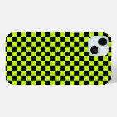 Säuregrün-schwarzes Schachbrettmuster Case-Mate iPhone Hülle (Rückseite (Horizontal))