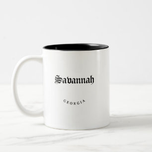 Savannah Georgia Black Schriftart Zweifarbige Tasse