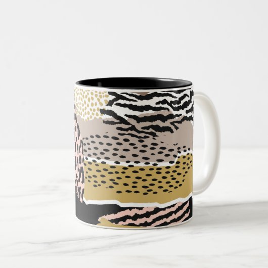 Savannah mit/ Custom Monogram & Name Zweifarbige Tasse (VorderseiteRechts)