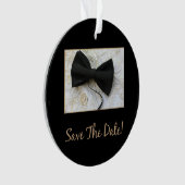 Save the Date Bow Krawatte auf Kleid Ornament (Vorderseite)