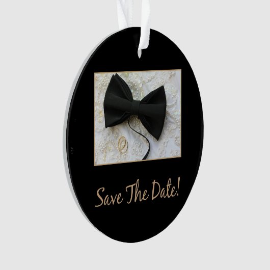 Save the Date Bow Krawatte auf Kleid Ornament (Vorderseite)