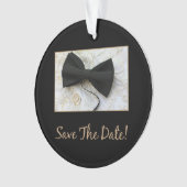 Save the Date Bow Krawatte auf Kleid Ornament (Vorderseite)