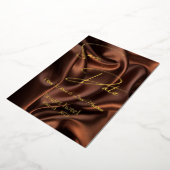 Save the Date brauner Seidenhintergrund Folieneinladung (Gedreht)