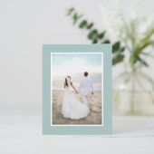 Save the Date Bride and Groom am Strand (Stehend Vorderseite)
