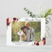 Save the Date Burgundy Blumenfotokarte Dankeskarte (Stehend Vorderseite)