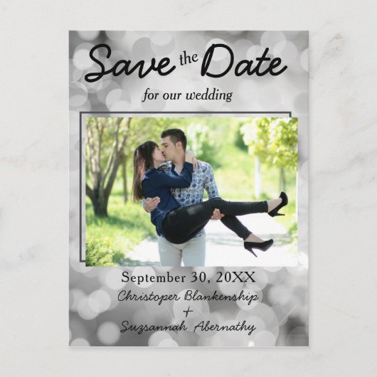  Save the Date Custom Foto Bokeh Wedding Ankündigungspostkarte (Vorderseite)