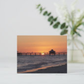 Save the Date\Customizable Sunset Beach Ankündigungspostkarte (Stehend Vorderseite)