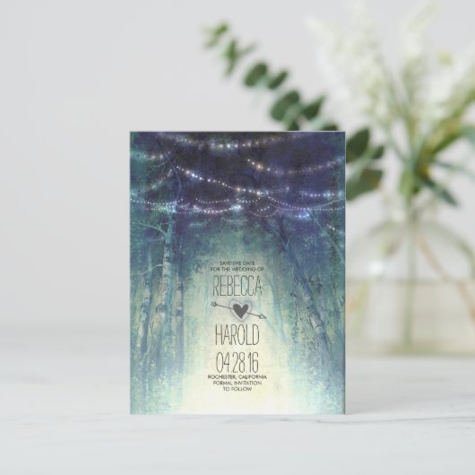 Save the Date eingeschlossene Waldstring-Leuchten Ankündigungspostkarte (Stehend Vorderseite)