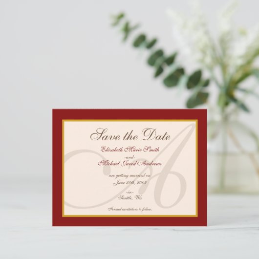 Save the Date Elegant Monogram Burgundy Postkarte (Stehend Vorderseite)