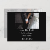 Save the Date Elegant Wedding Couple Holding Hands Ankündigungspostkarte (Vorne/Hinten)