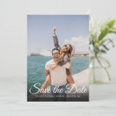 Save the Date Elegantes Script Foto Einfach Einladung (Stehend Vorderseite)