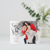 Save the Date Elegantes Script Foto Einfache Postk Postkarte (Stehend Vorderseite)