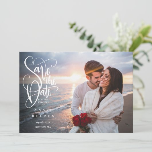 Save the Date Elegantes Script-Foto Einladung (Stehend Vorderseite)