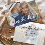Save the Date Foto für handgeschriebene Herz-Schri<br><div class="desc">Handgeschriebene Hochzeit Speichern Sie die Datumskarten mit einem Foto auf der Vorder- und Rückseite. Die Save the Date Herbst-,  Herbst-,  Winter-,  Frühlings- oder Sommerkarten enthalten eine moderne handgeschriebene Schriftzeichen-Typografie mit eleganten,  einfachen und modernen Herzenszügen,  die Sie nach einem einfachen Hochzeitsfest mit minimalistischer Note verwenden können.</div>