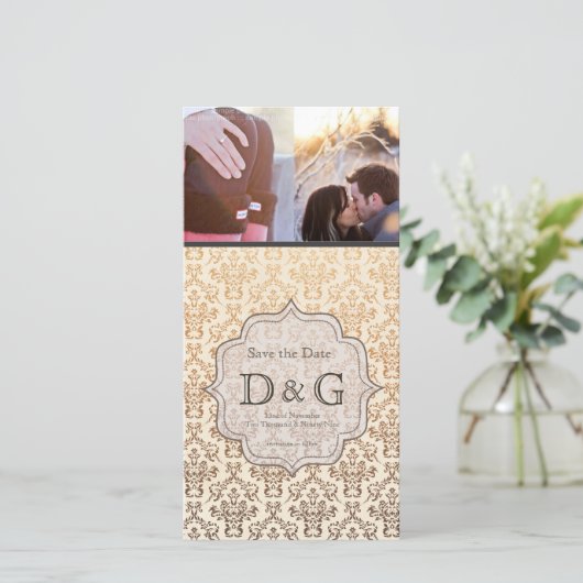 Save the Date Gold Vanilla Damask Fillagary Card (Stehend Vorderseite)