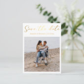 Save the Date goldenes Handschriftenpaar Foto Ankündigungspostkarte (Stehend Vorderseite)