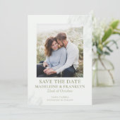 Save the Date Hochzeitliches Grünes Foto Einladung (Stehend Vorderseite)