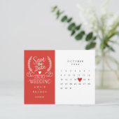 Save the Date Kalender Rote Liebe Herzkarte Ankündigungspostkarte (Stehend Vorderseite)