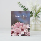 Save the Date Kirschblüte Ankündigungspostkarte (Stehend Vorderseite)