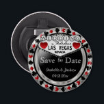 Save the Date Las Vegas Style - Silver & Red Flaschenöffner<br><div class="desc">⭐ ⭐ ⭐ ⭐ 5 Star Review. Heiraten Sie bald? Eine lustige und einzigartige Art, Ihre Hochzeitspläne bekannt zu geben. Save the Date für Ihre Hochzeit ein Flaschenöffner bereit für Sie zu personalisieren. Mit den Worten "Save the Date" in einem Las Vegas Stil in Imitaten metallische Silber, Rot und Schwarz...</div>
