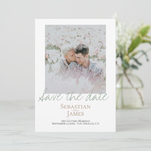 Save the Date LGBTQ Rainbow Personalisiertes Foto (Stehend Vorderseite)