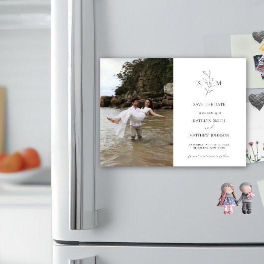 Save the Date Minimalistisches Monogramm Olivenbla Magneteinladung