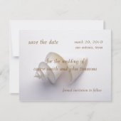 Save the Date mit der Muschel auf See im Sand (Vorderseite)