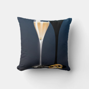 Save the Date mit goldfarbenen Ringen Kissen