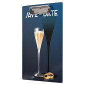 Save the Date mit goldfarbenen Ringen Klemmbrett (Links)